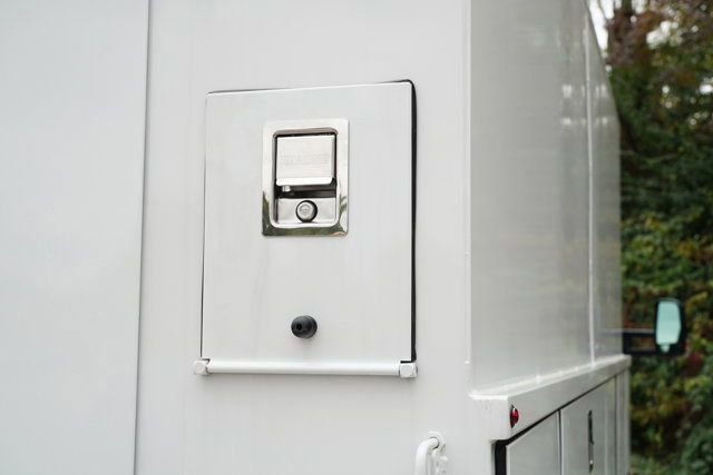 Used 2023 Mercedes-Benz Sprinter 3500 image 22