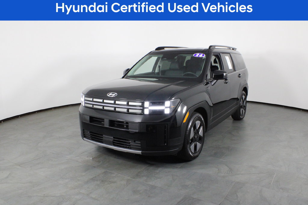 Used 2026 Hyundai Santa Fe SEL FWD image 2