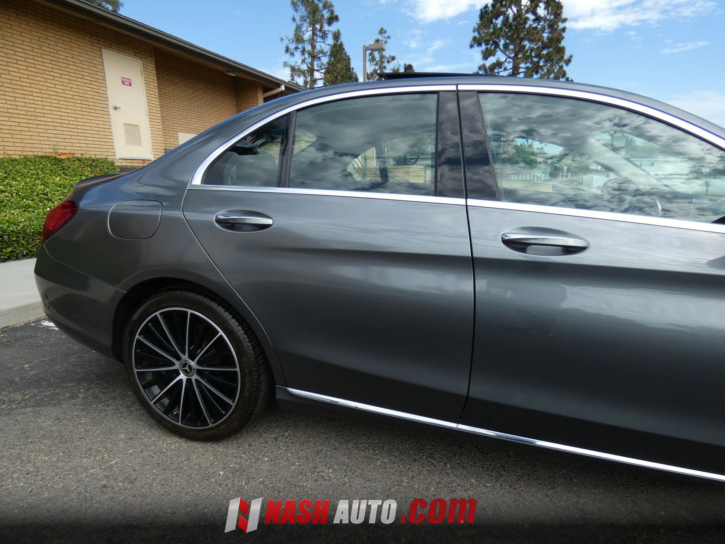 Used 2019 Mercedes-Benz C 300 Sedan image 7