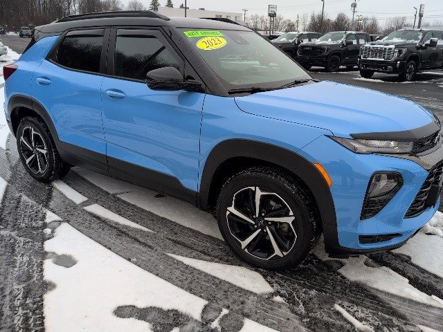 Certified 2023 Chevrolet TrailBlazer RS w/ Driver Confidence Package image 12