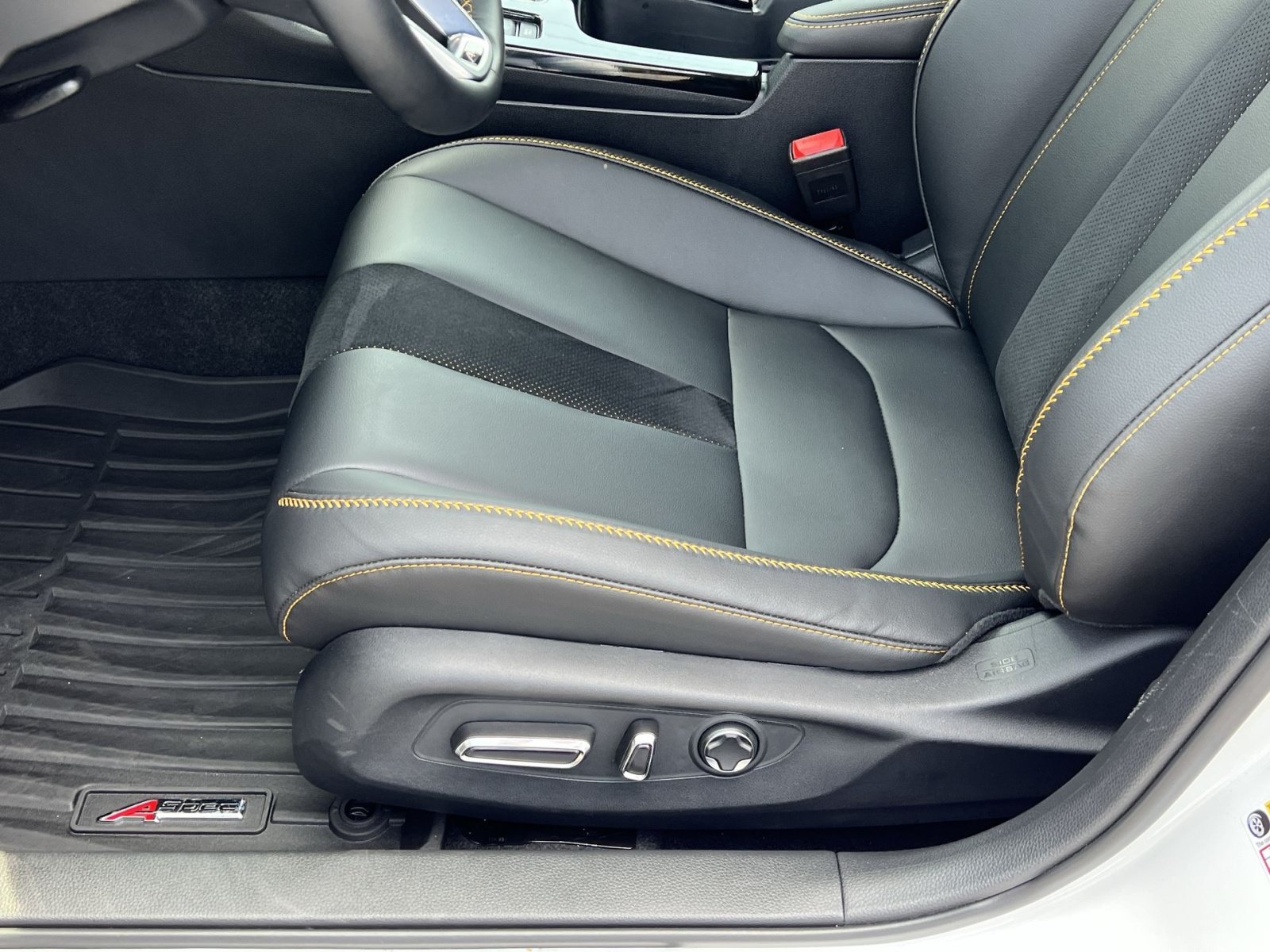 Certified 2026 Acura Integra A-Spec FWD image 15