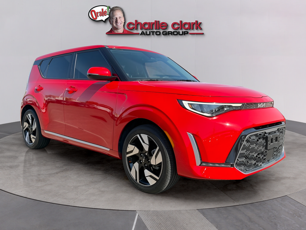 Used 2025 Kia Soul GT-Line w/ GT-Line Technology Package FWD image 7