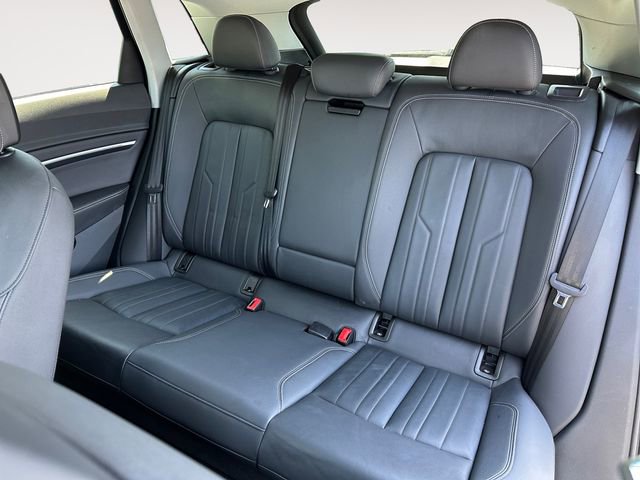 Used 2021 Audi e-tron Premium w/ Convenience Plus Package AWD/4WD image 13