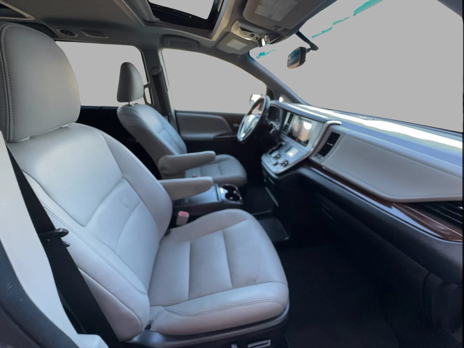 Used 2015 Toyota Sienna Limited FWD image 38