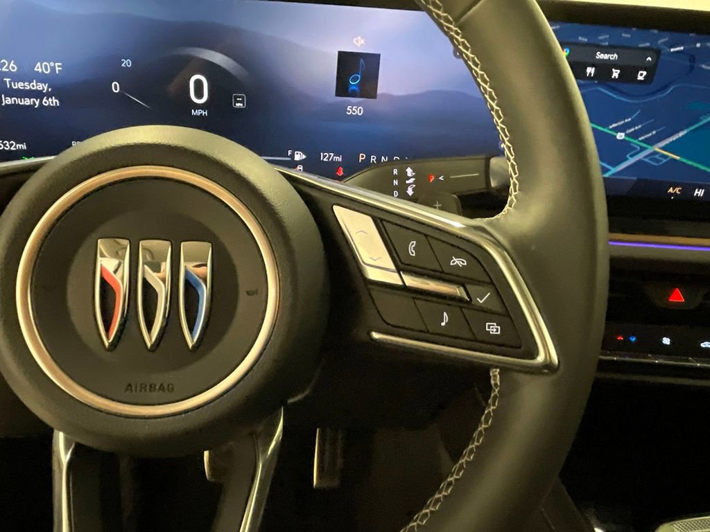 Used 2025 Buick Envision Sport Touring image 33