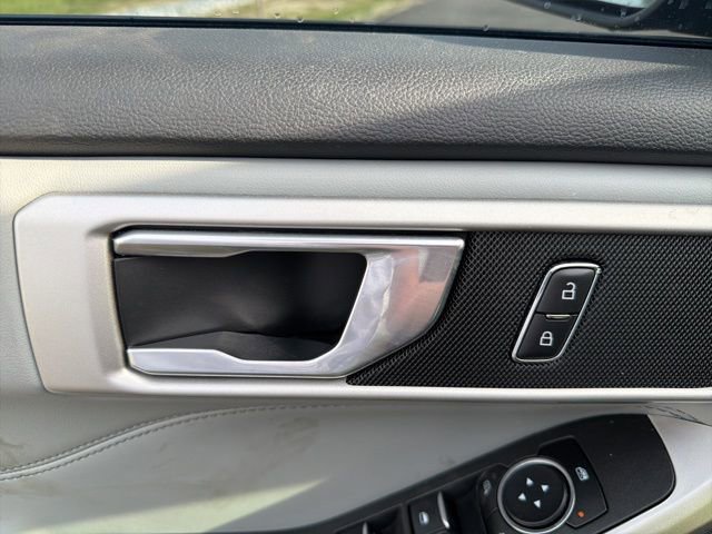 Certified 2022 Ford Explorer XLT w/ Equipment Group 202A AWD/4WD image 27