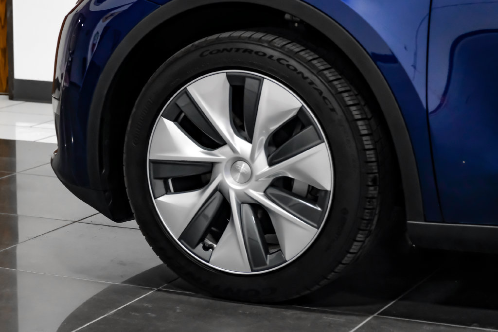 Used 2023 Tesla Model Y Long Range AWD/4WD image 66