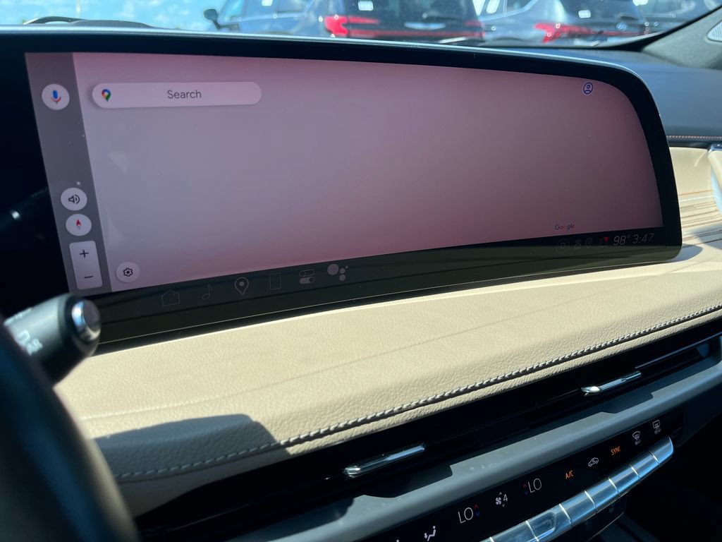 Used 2024 Cadillac XT4 Premium Luxury w/ Active Safety Package AWD/4WD image 18