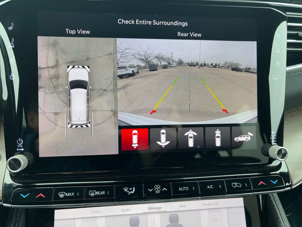 Used 2023 Jeep Grand Wagoneer L 4WD image 18