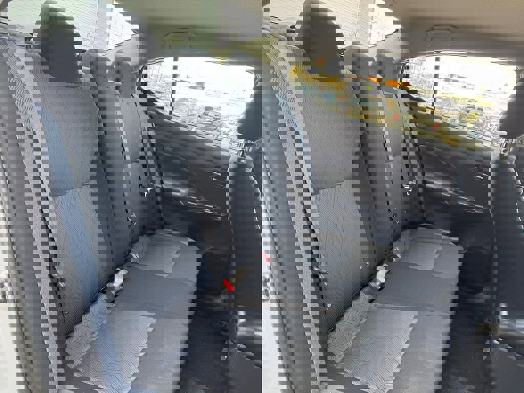 Used 2025 Nissan Versa SV w/ Trunk Package image 17