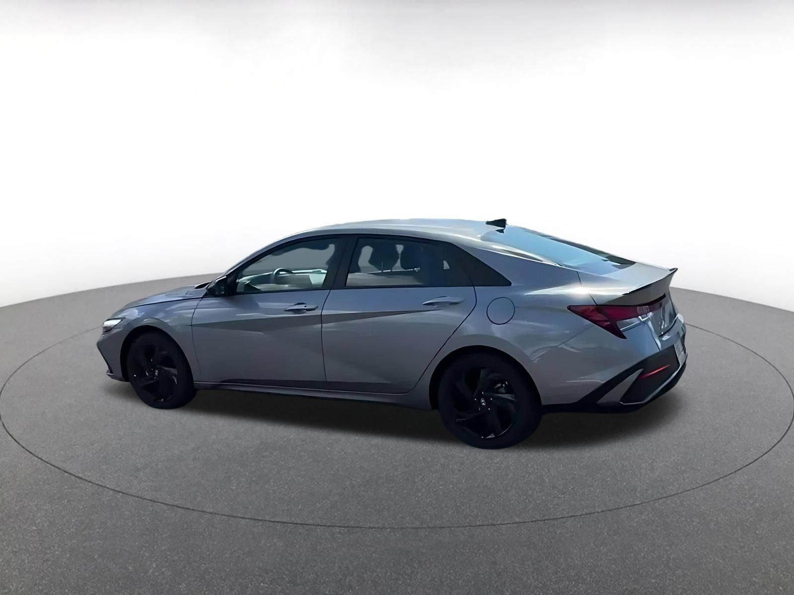 Used 2026 Hyundai Elantra Sport FWD image 10