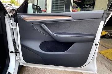 Used 2023 Tesla Model Y Long Range AWD/4WD image 8