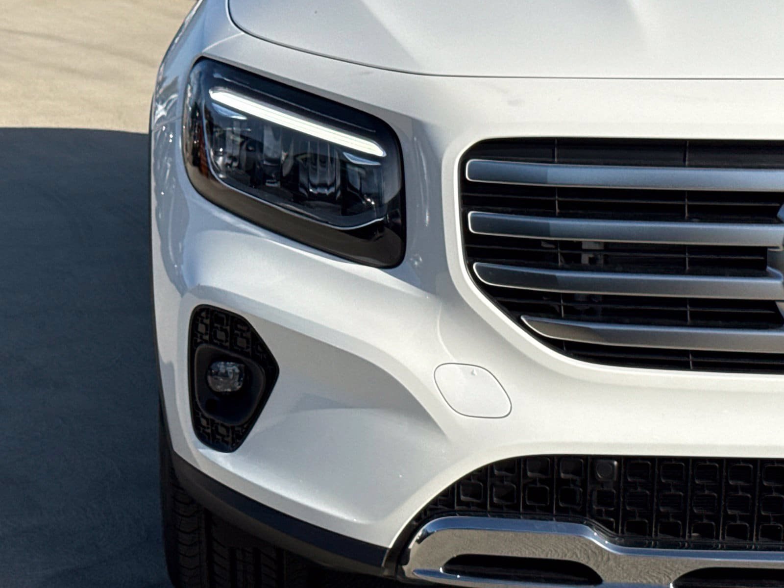 New 2026 Mercedes-Benz GLB 250 4MATIC image 5