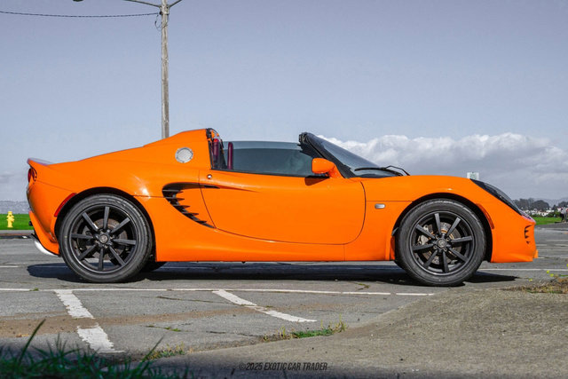 Used 2005 Lotus Elise image 9