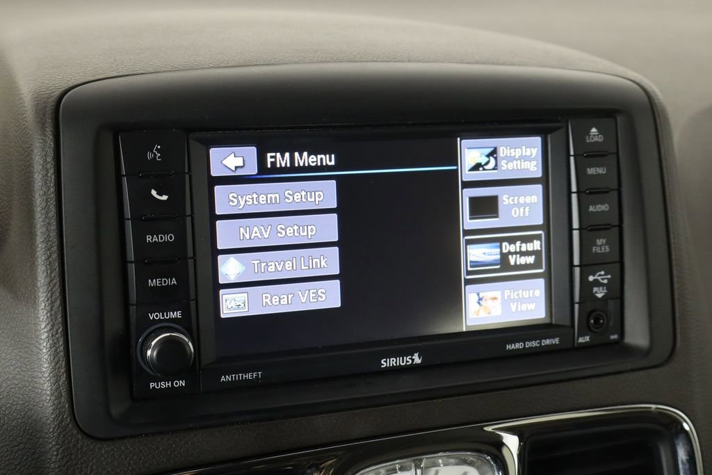 Used 2016 Chrysler Town & Country Touring w/ Driver Convenience Group image 32