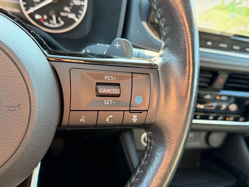 Used 2023 Nissan Rogue SL w/ SL Premium Package image 18