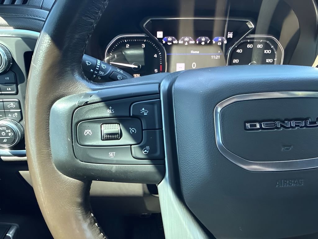Used 2020 GMC Sierra 2500 Denali w/ Denali Ultimate Package AWD/4WD image 17