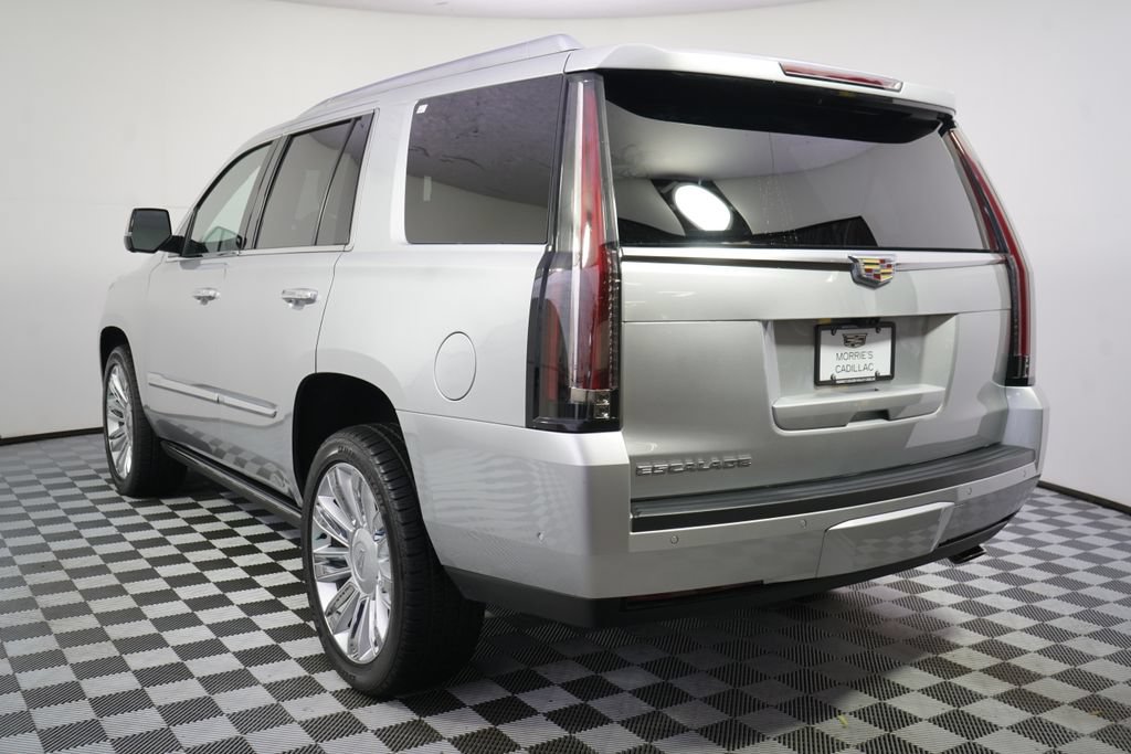 Used 2020 Cadillac Escalade Platinum AWD/4WD image 4