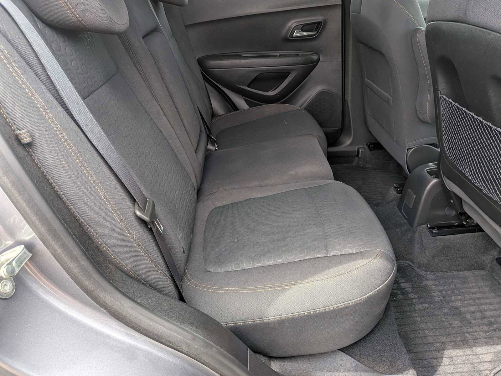 Used 2020 Chevrolet Trax LS w/ Tint and Cruise Package AWD/4WD image 17
