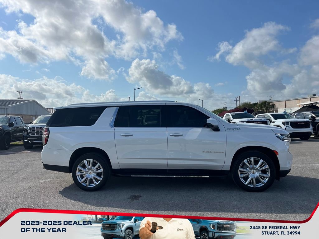 Used 2022 Chevrolet Suburban High Country image 8