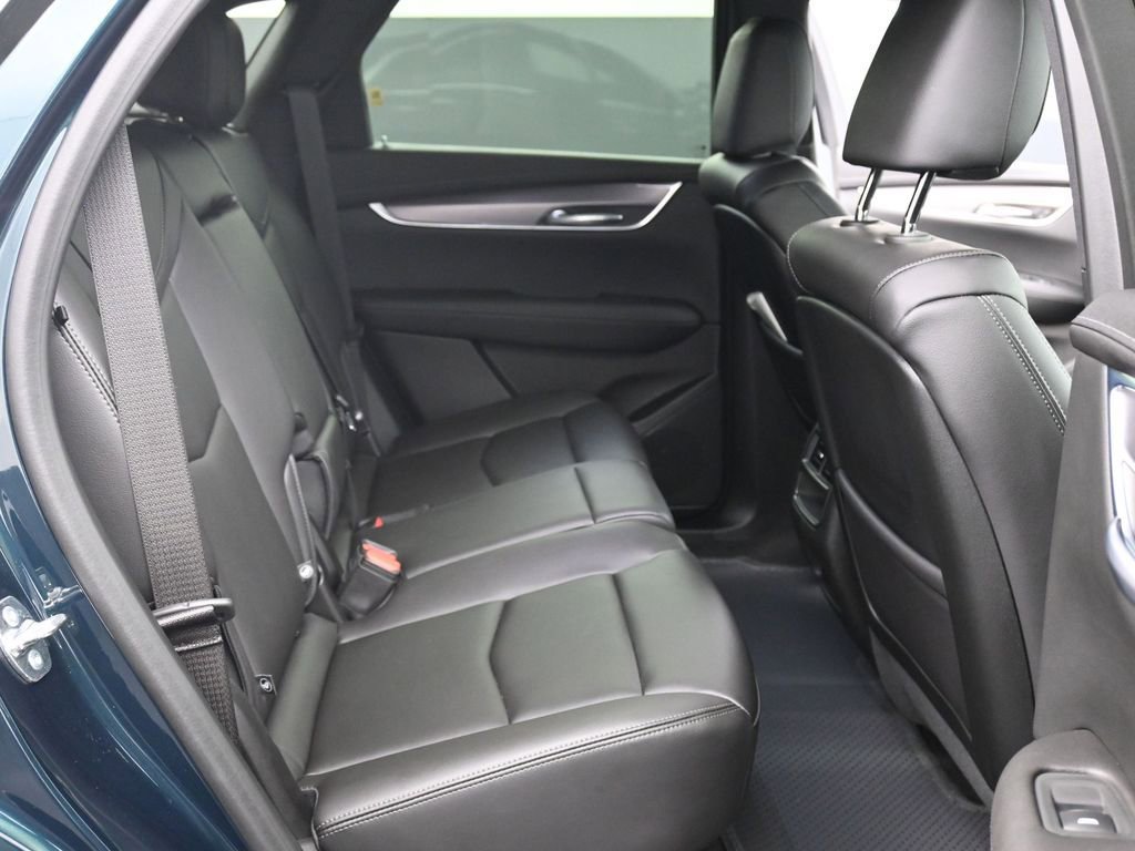 Used 2026 Cadillac XT5 Luxury AWD/4WD image 12