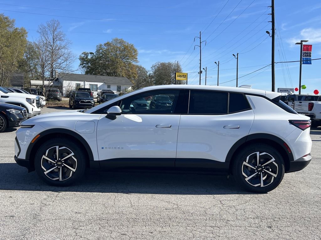 New 2026 Chevrolet Equinox EV LT image 16