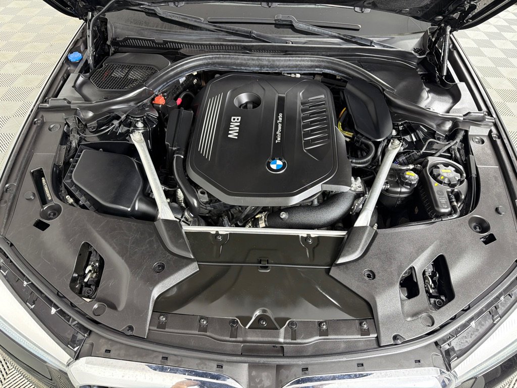 Used 2019 BMW 540i xDrive w/ Convenience Package image 24