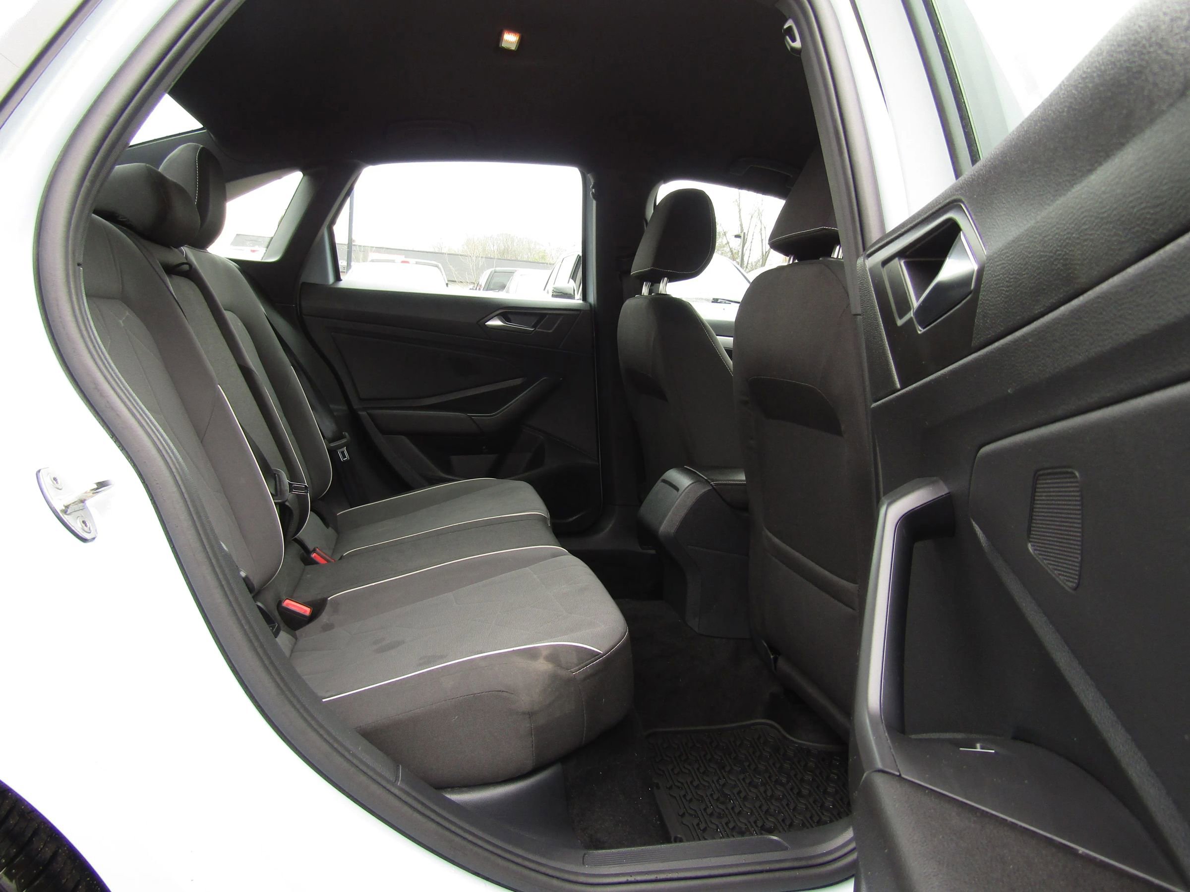 Used 2025 Volkswagen Jetta Sport image 18