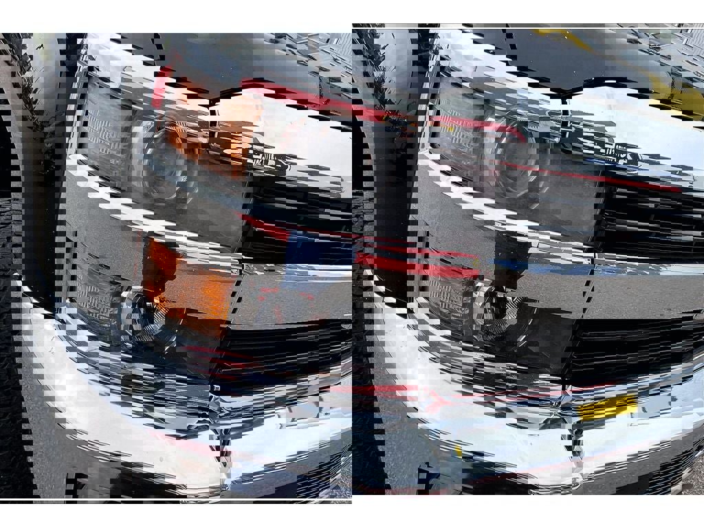 Used 2015 Chevrolet Silverado 2500 LTZ w/ Duramax Plus Package AWD/4WD image 33