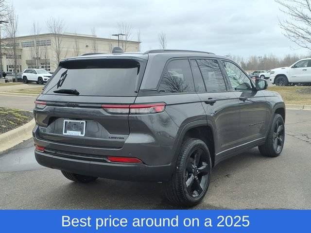 Used 2025 Jeep Grand Cherokee Limited w/ Black Appearance Package RWD image 4