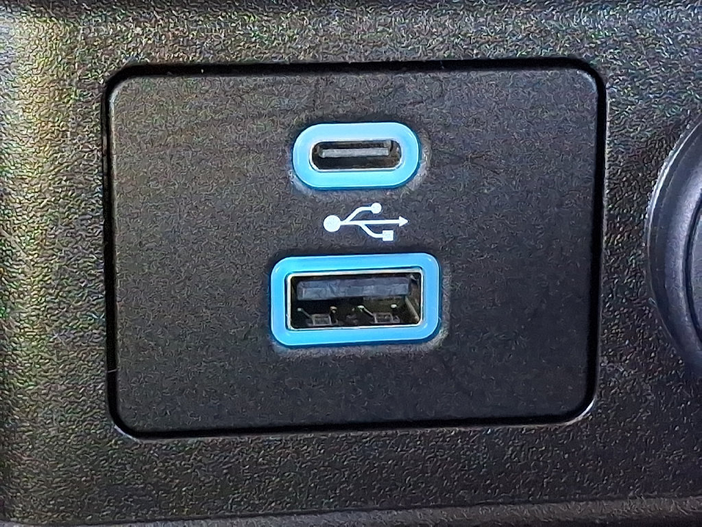 Used 2023 Ford Escape SE FWD image 25
