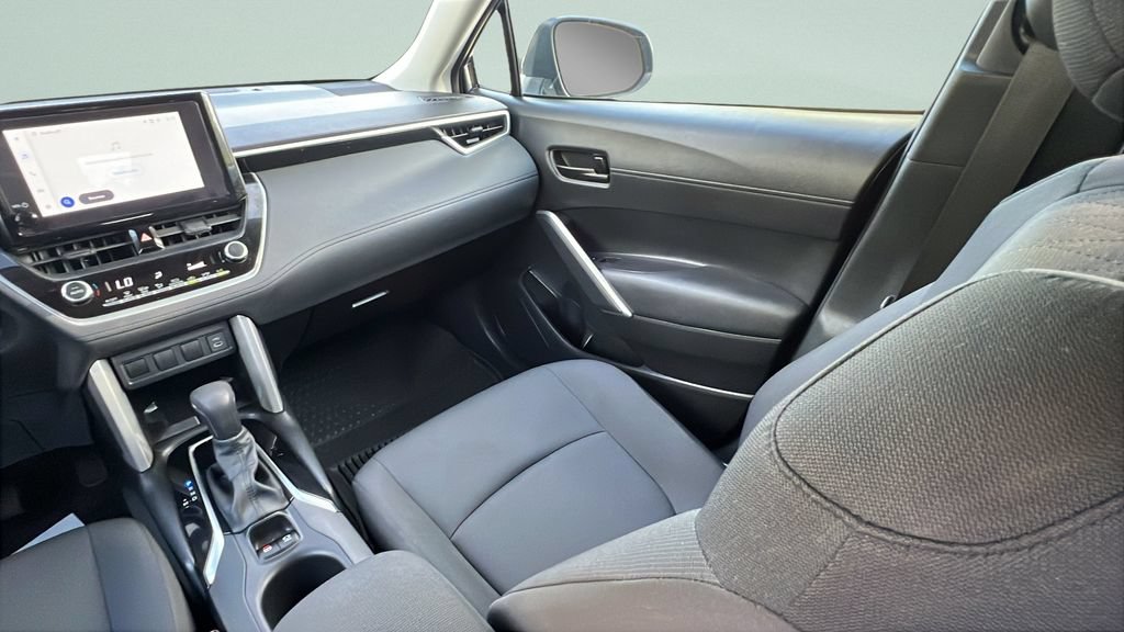 Certified 2024 Toyota Corolla Cross LE FWD image 13