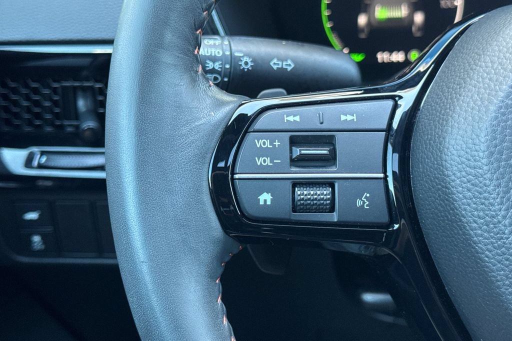 Used 2023 Honda CR-V Sport Touring image 30