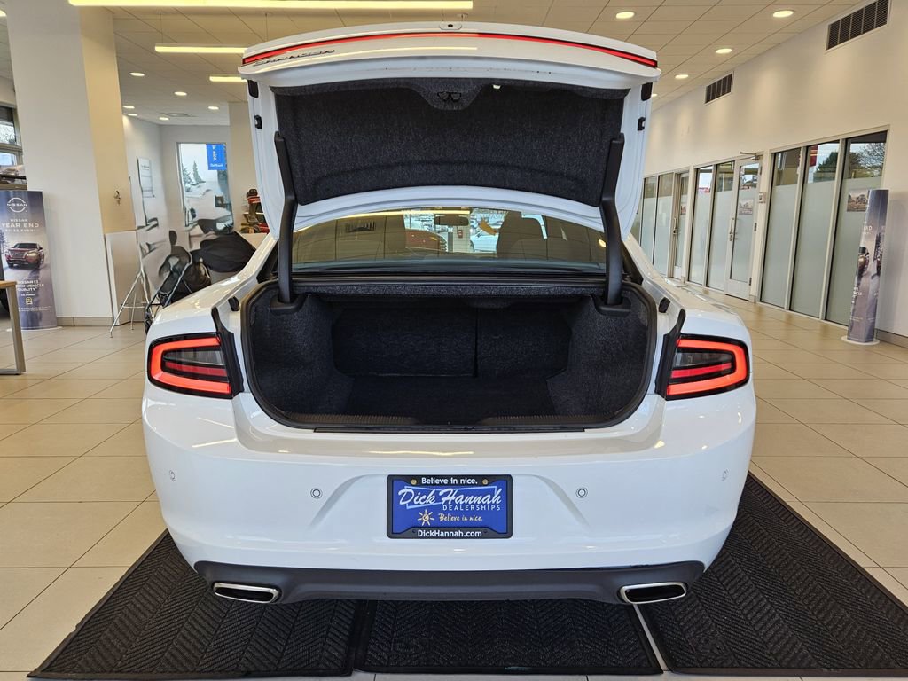 Used 2023 Dodge Charger SXT image 9