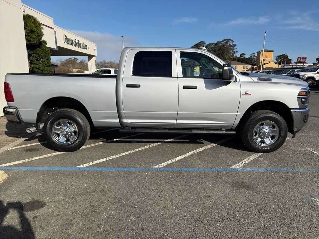New 2026 RAM 3500 Tradesman AWD/4WD image 20