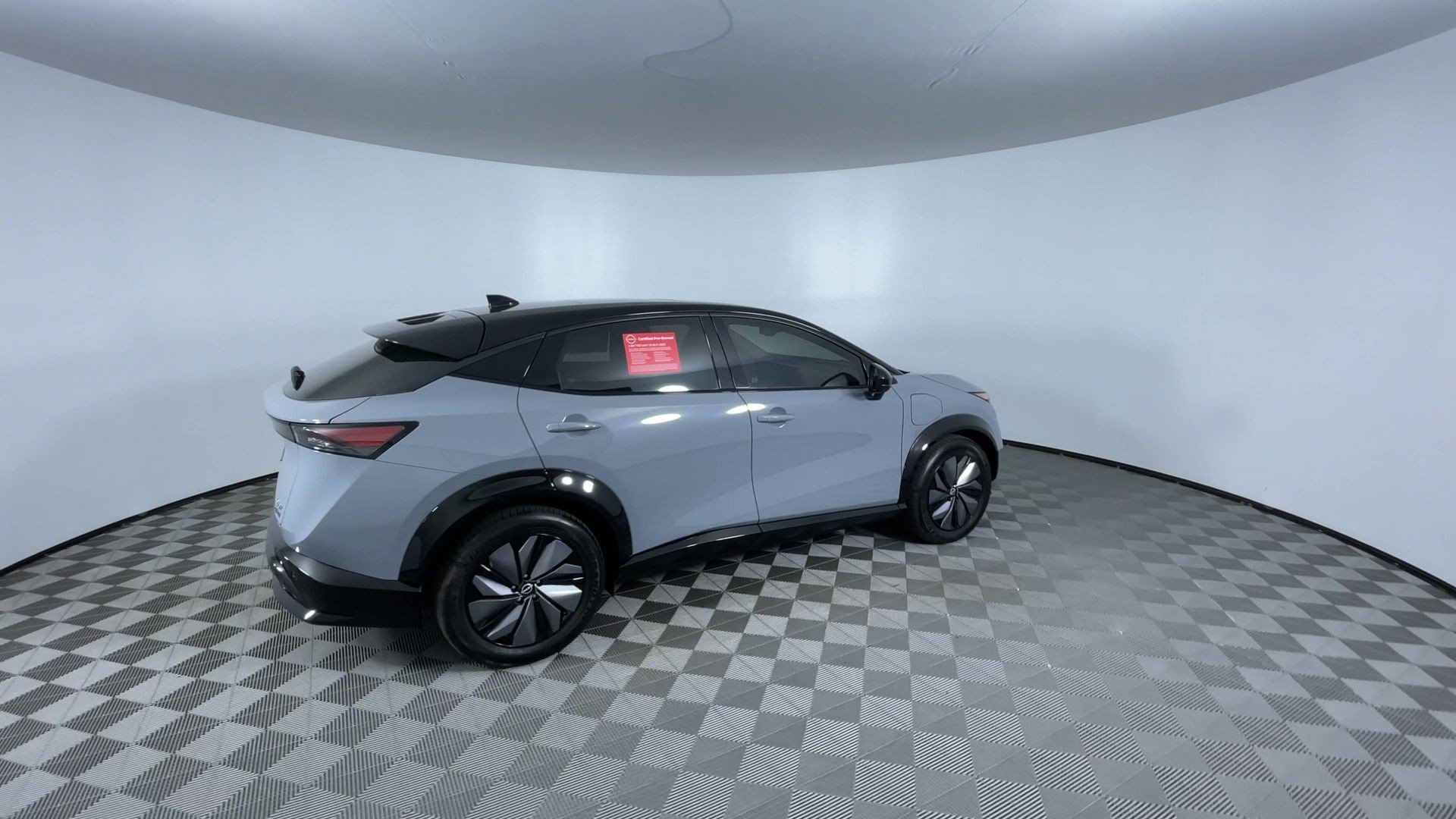 Certified 2024 Nissan Ariya AWD image 9