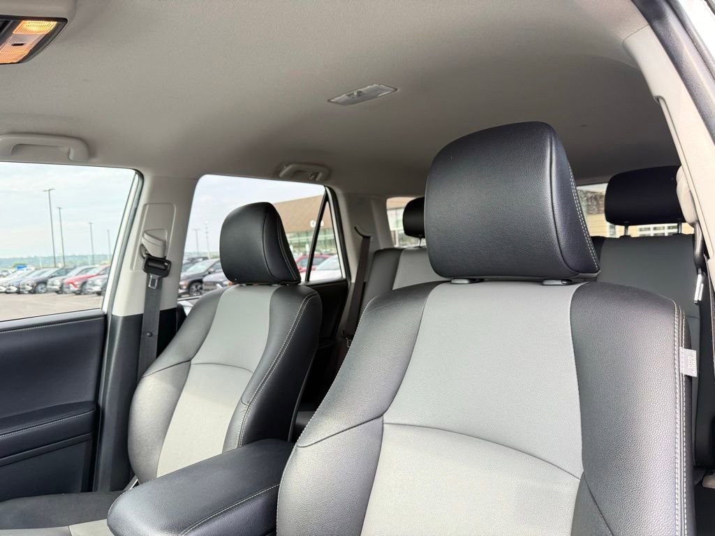 Used 2018 Toyota 4Runner SR5 Premium AWD/4WD image 23
