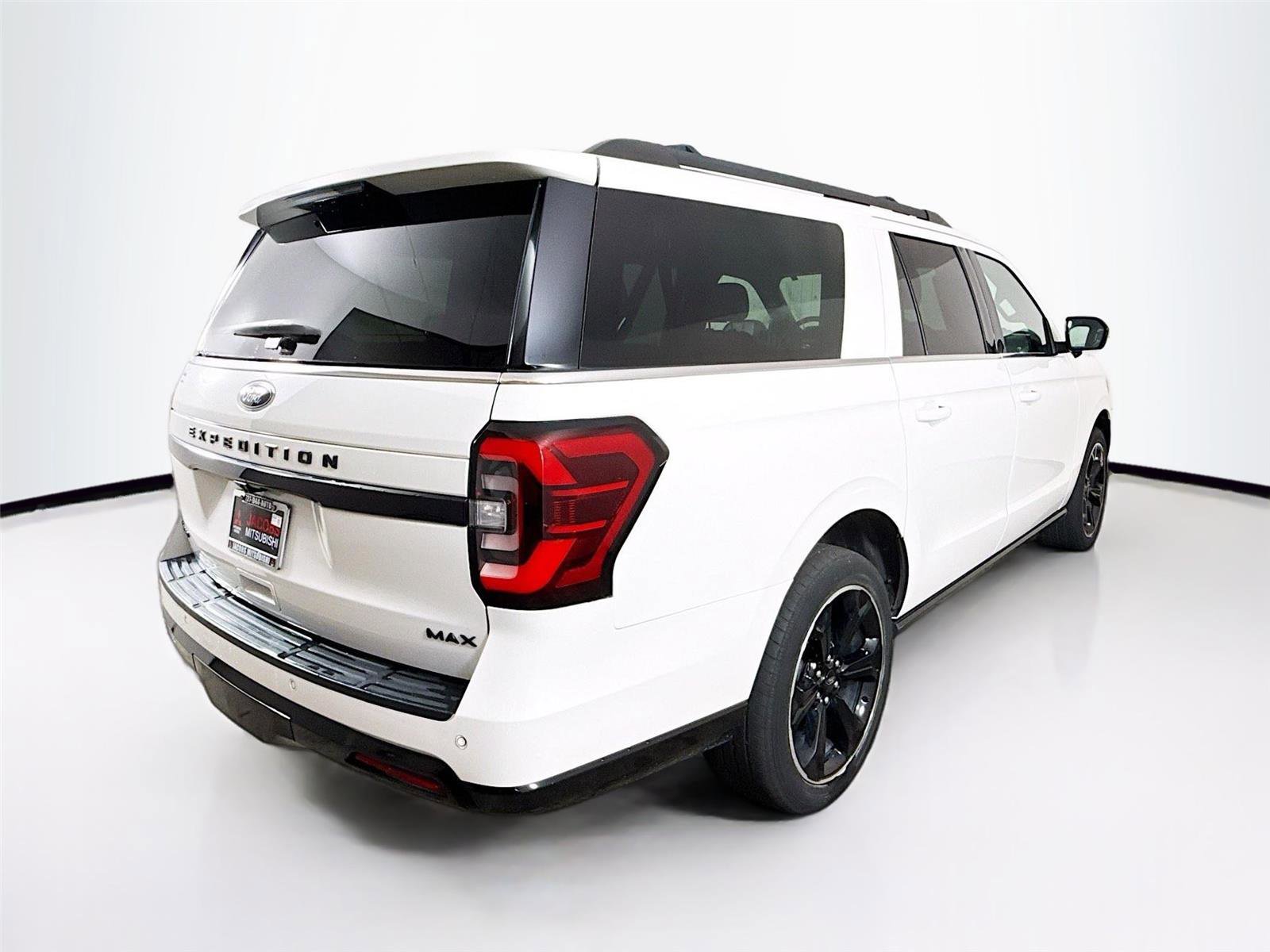 Used 2022 Ford Expedition Max Limited AWD/4WD image 33