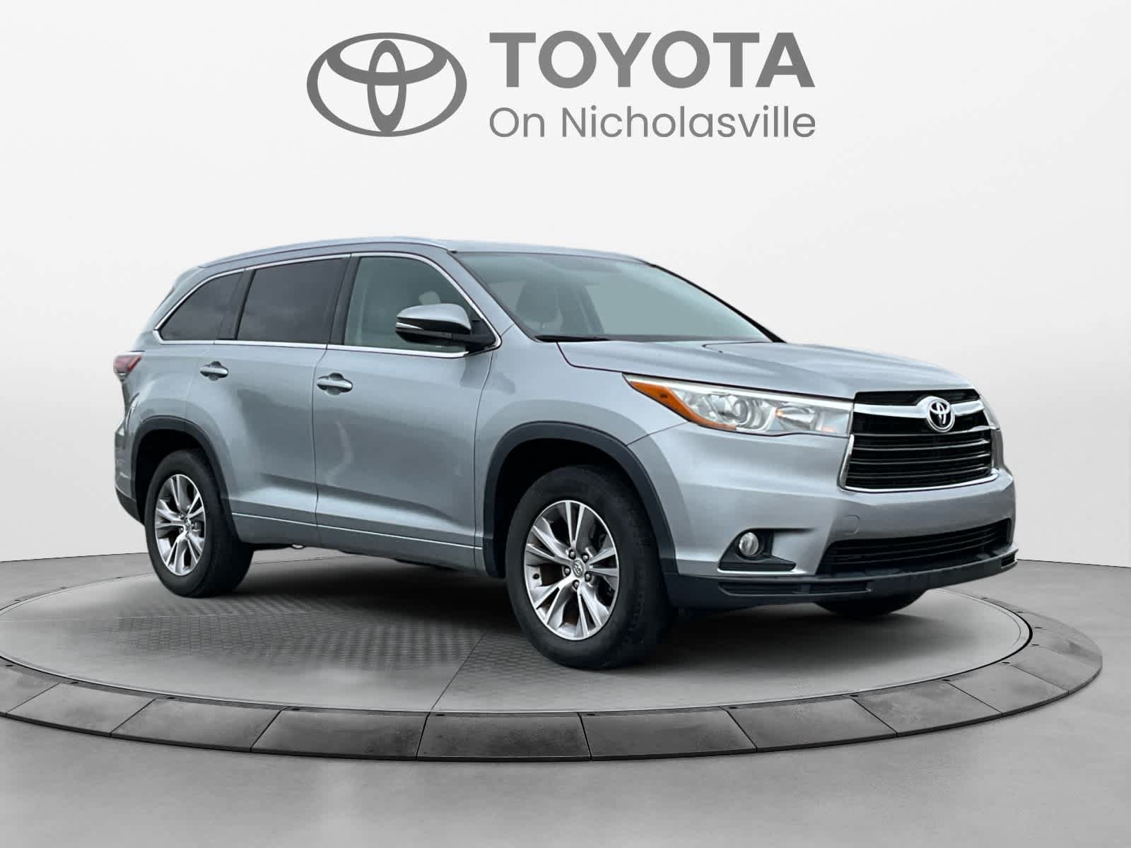 Used 2015 Toyota Highlander XLE FWD image 7