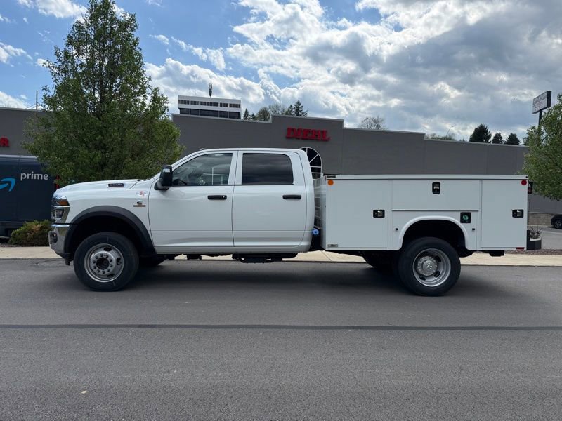 New 2026 RAM 5500 Tradesman w/ Chrome Appearance Group AWD/4WD image 4