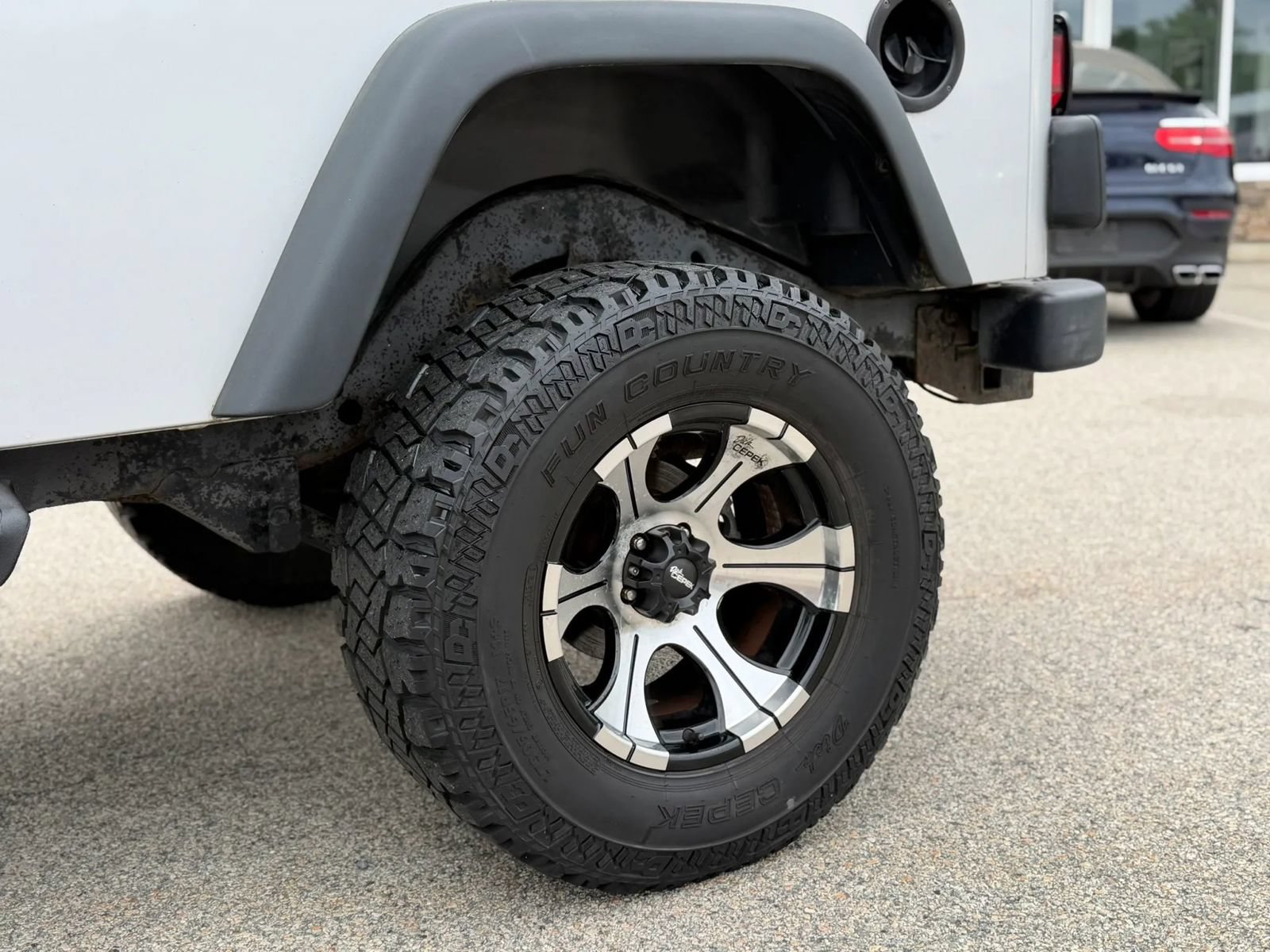 Used 2004 Jeep Wrangler 4WD image 36