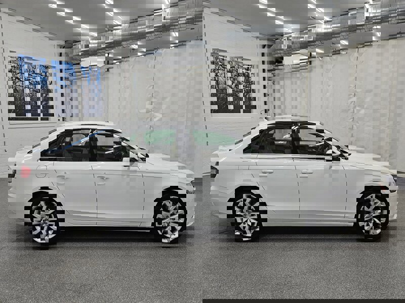 Used 2013 Audi A4 2.0T Premium Plus image 4