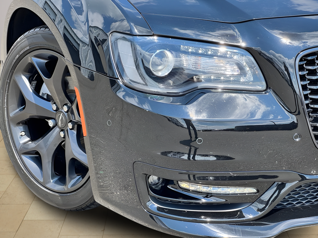 Used 2023 Chrysler 300 Touring L RWD image 41