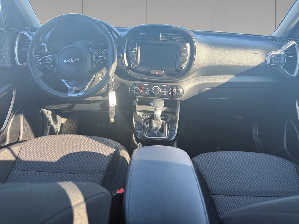 Used 2023 Kia Soul LX w/ Option Group 015 image 12