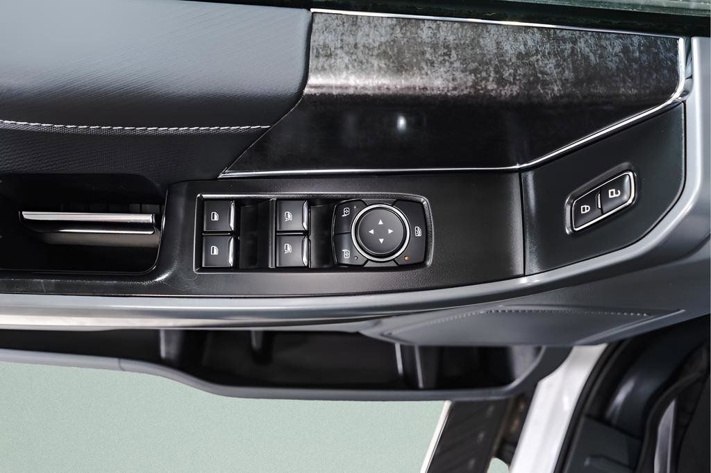 Used 2023 Ford F150 XLT w/ Equipment Group 301A Mid image 27