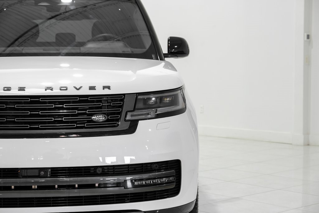 Used 2023 Land Rover Range Rover SE image 41