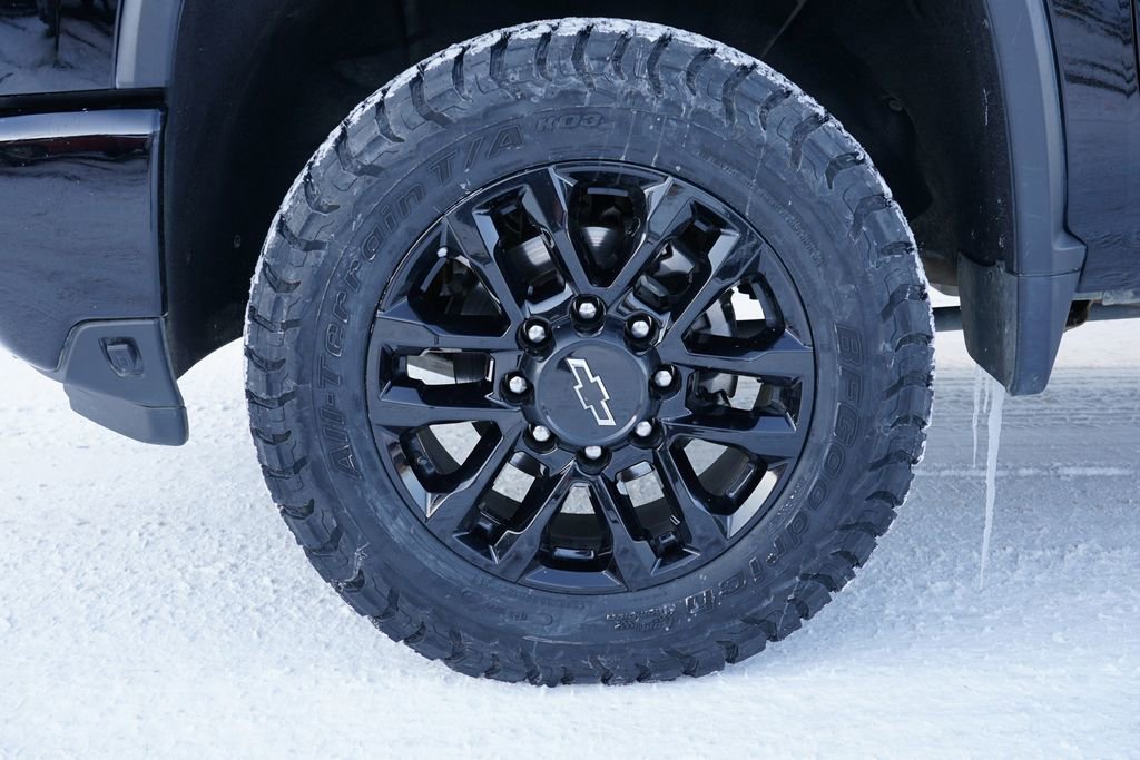 Used 2025 Chevrolet Silverado 3500 LTZ w/ LTZ Plus Package image 33