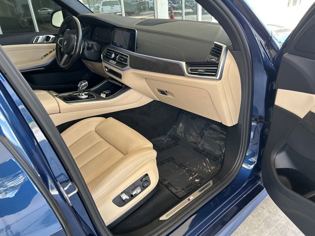 Used 2022 BMW X5 xDrive40i w/ M Sport Package image 24