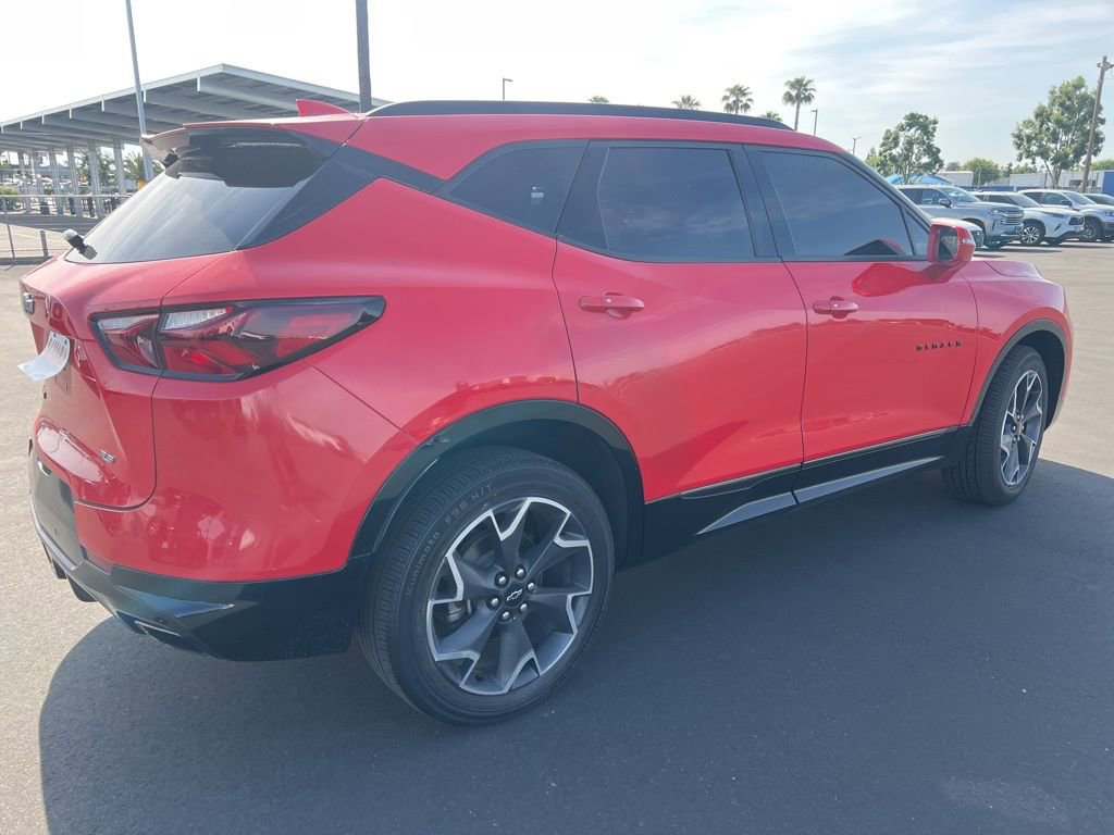 Used 2019 Chevrolet Blazer RS w/ LPO, Cargo Package FWD image 5