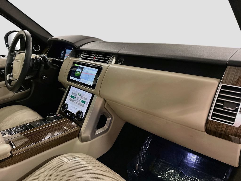 Used 2018 Land Rover Range Rover Supercharged AWD/4WD image 30